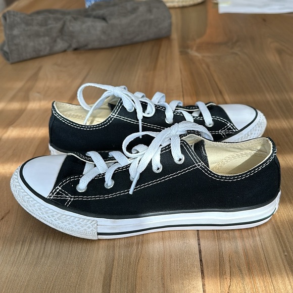 Youth Chuck Taylor Sneakers - Picture 2 of 10